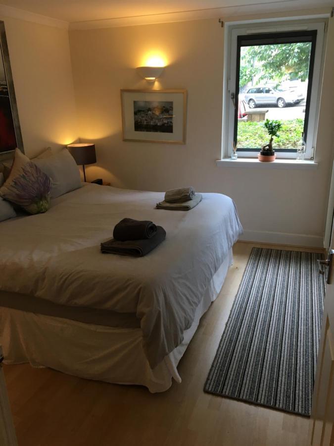 Holyrood Park Apartment Edinburgh Bagian luar foto